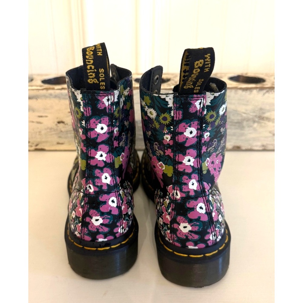 Dr Martens 1460 Pascal Boots Womens Size 8 Black Floral Leather Combat Ankle - Picture 4 of 9